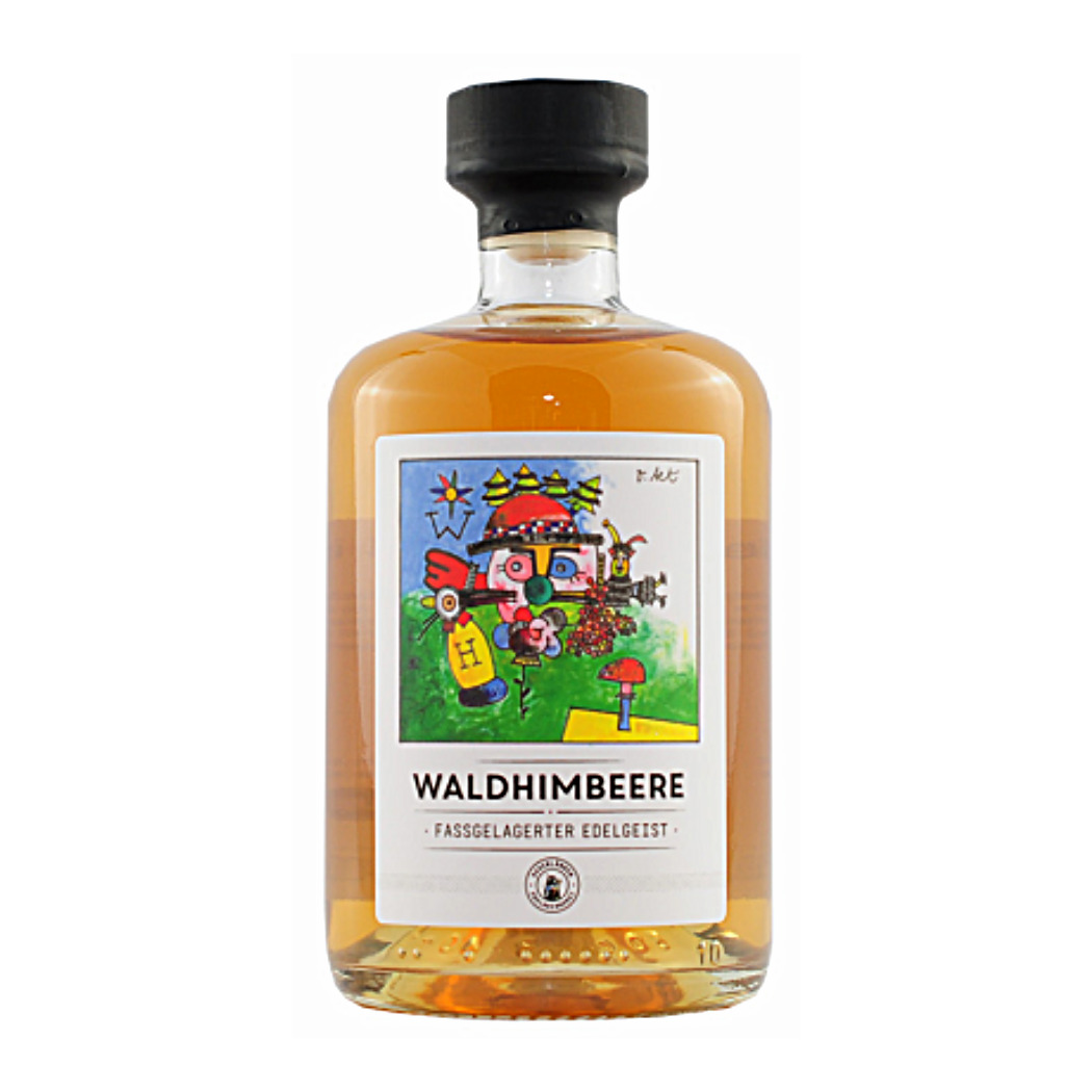 Waldhimbeere Edelgeist in einer klaren Flasche mit buntem Etikett, 700ml, fassgelagert.