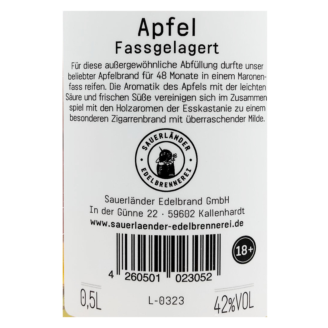 Apfelbrand, 0,5L, 42% Vol, 48 Monate im Maronenfass gereift, fruchtige Aromatik, milderer Geschmack.