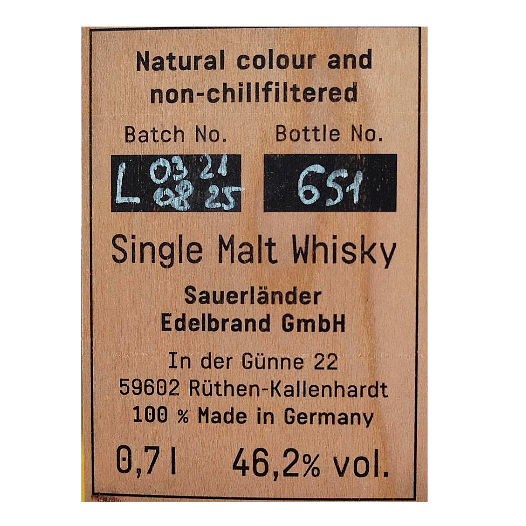 Single Malt Whisky Etikett, 0,71l, 46,2% vol, Sauerländer Edelbrand, naturbelassen, nicht kühlgefiltert.