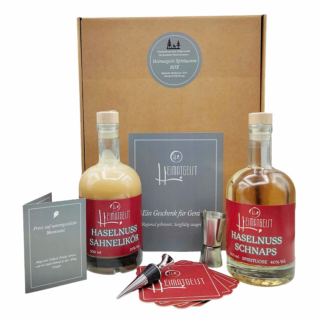 Heimatgeist Geschenkbox mit Haselnuss Sahnelikör und Schnaps, 500 ml, inklusive Zubehör und Karten.